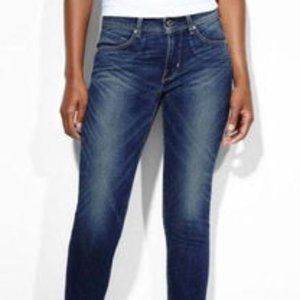 Levi's Slight Curve Skinny Jeans (4/27)
